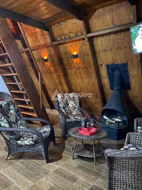 Chácara à Venda 2 Quartos, 1758m², Centro