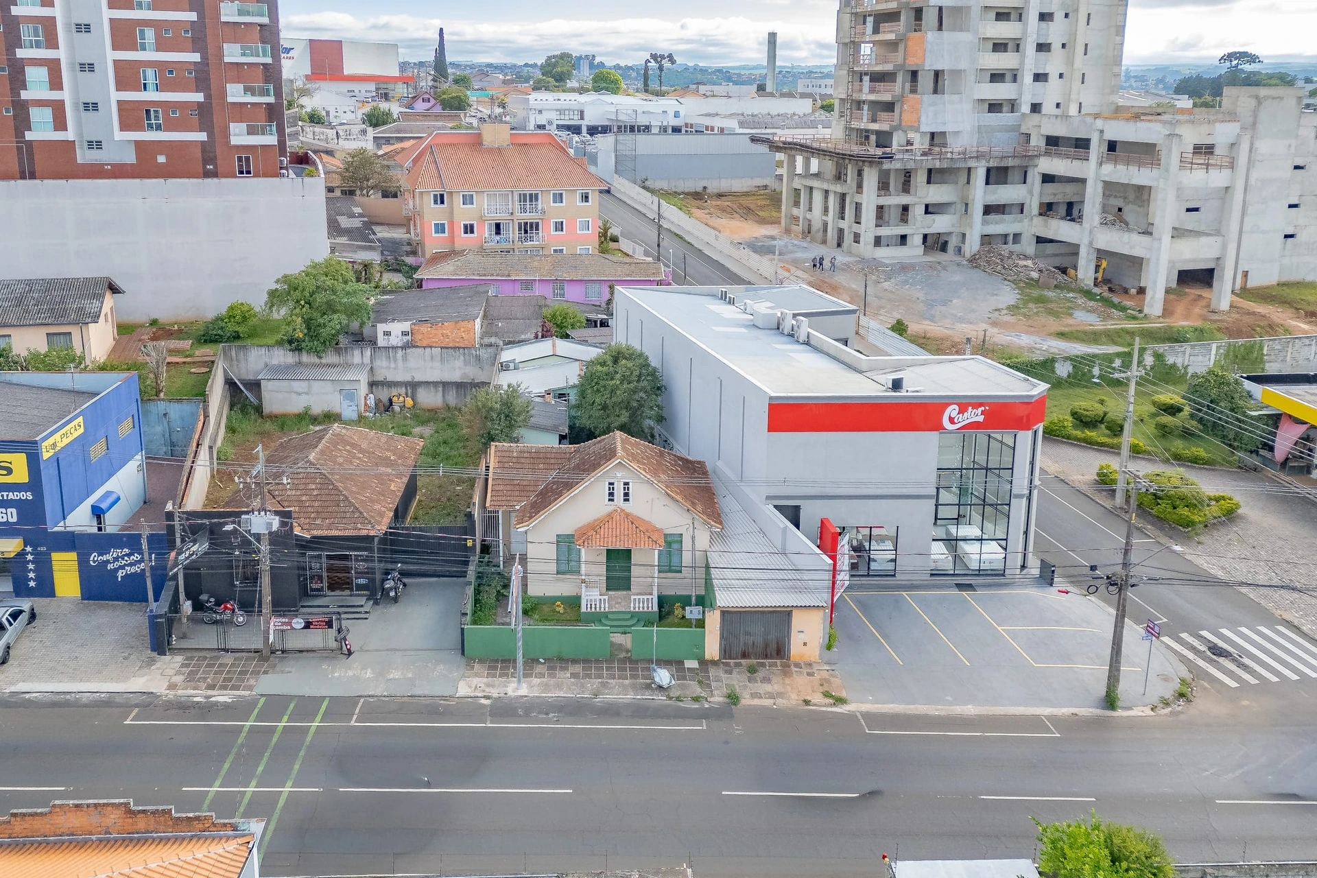 Imóvel Comercial à Venda - 16 Metros De Frente Para A Avenida Visconde De Mauá