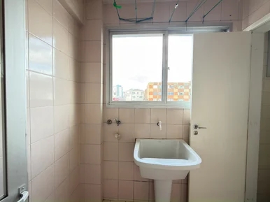 Apartamento Para Locação 2 Quartos, 1 Vaga, 90m², Centro, Ponta Grossa - Pr