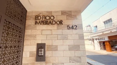 <strong>Apartamento à venda 3 Quartos, 1 Suite, 1 Vaga, 215.83M², Ce</strong>