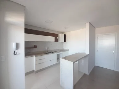 ótimo Apartamento, Semimobiliado, Para Venda, 2 Quartos, 1 Suíte,  Centro