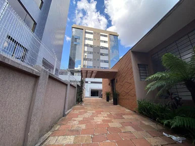 Espaçosa Casa Comercial Para Locação - Centro De Ponta Grossa - Pr