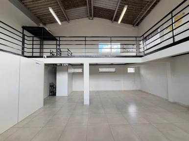 Barracão Para Locação ? Rua Antônio Saad - Boa Vista -