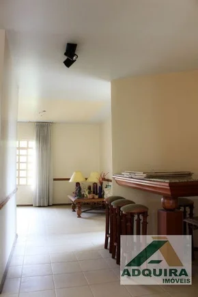 Comercial à Venda 3 Quartos, 1 Suite, 2 Vagas, 709.5m², Ronda, Ponta Grossa - Pr