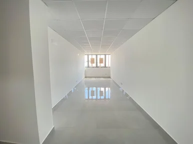 ótima Sala Comercial Para Locação No Comercial Hot Center, 1 Vaga, 29.45m², Nov