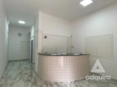 Comercial à Venda, 1 Sala Medindo 16.5m², Centro