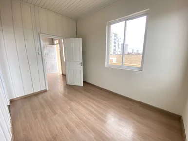 Sala Para Locação Na Nova Rússia, Em Frente A Caixa Econômica Federal Em Ponta G