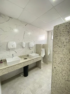 ótima Sala Comercial Para Locação No Comercial Hot Center, Nova Rússia, Ponta Gr