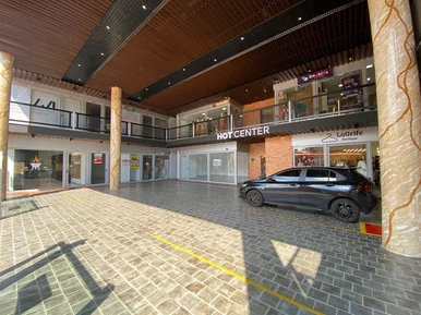 ótima Sala Comercial Para Locação No Comercial Hot Center, Nova Rússia, Ponta Gr