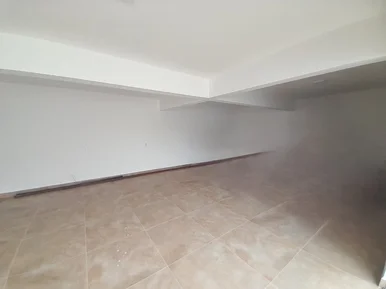 Excelente Sala Comercial Para Locação, Fundos, 75 M², 1 Banheiro, Santa Paula, B