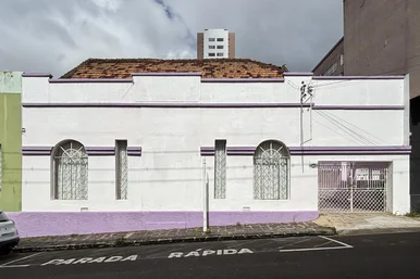 <strong>Imóvel comercial para venda e locação, com 350m², Centro, Po</strong>