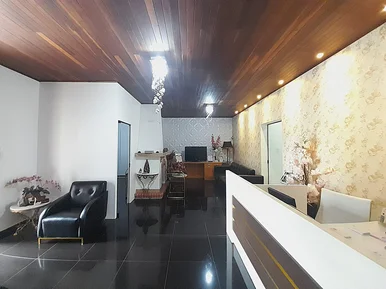 ótima Sala Comercial Para Locação, área Saúde, 18 M², Centro, Ponta Grossa, Pr