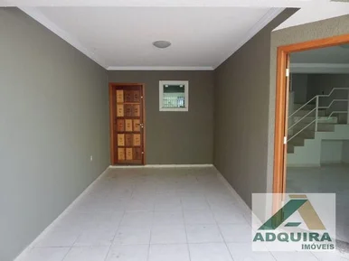 Casa à Venda 3 Quartos, 1 Suite, 2 Vagas, 108m², Ronda, Ponta Grossa - Pr