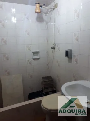 Casa à Venda 4 Quartos, 1 Suite, 2 Vagas, 224m², Uvaranas