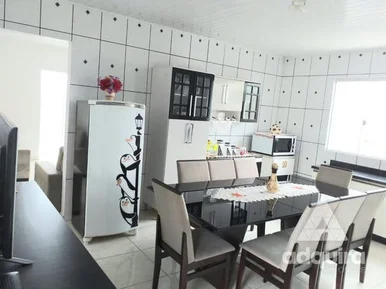 Casa à Venda 4 Quartos, 2 Vagas, 185.6m², Boa Vista