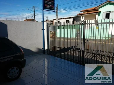 Casa à Venda 2 Quartos, 2 Vagas, 191m², Nova Rússia