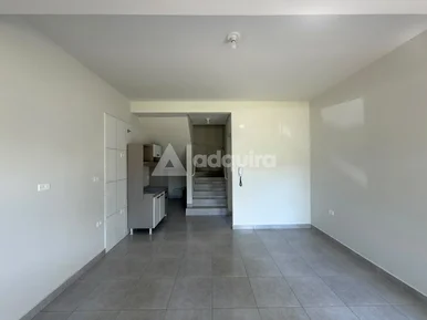 Sobrado Em Uvaranas A 250 Metros Da Uepg