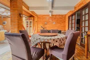 <strong>Casa à venda 5 Quartos, 4 Suites, 3 Vagas, 400M², Uvaranas, </strong>