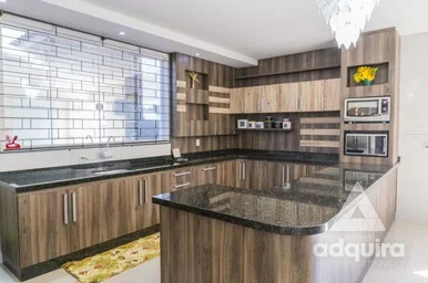 Casa à Venda 4 Quartos, 1 Suite, 3 Vagas, 324m², Chapada
