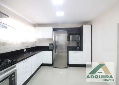 Casa à Venda 4 Quartos, 1 Suite, 2 Vagas, 150m², Uvaranas