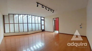 Casa à Venda 5 Quartos, 1 Suite, 4 Vagas, 437.5m², Orfãs