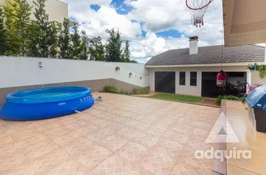 Casa à Venda 3 Quartos, 3 Vagas, 594m², Estrela