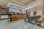 <strong>Sobrado com piscina aquecida 4 Quartos, 3 Suites, 4 Vagas, à</strong>