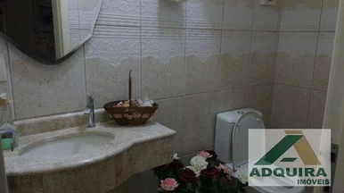 Casa Para Locação 5 Quartos, 2 Suites, 4 Vagas, 737m², Uvaranas, Ponta Grossa -