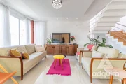 <strong>Casa à venda 3 Quartos, 2 Suites, 5 Vagas, 525M², Uvaranas, </strong>