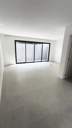 Casa à Venda 3 Quartos, 3 Suites, 2 Vagas, 124.85m², Jardim Carvalho