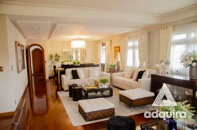 Casa à Venda 4 Quartos, 4 Suites, 5 Vagas, 858m², Centro