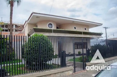 <strong>Casa à venda 4 Quartos, 4 Suites, 5 Vagas, 858M², Centro, Po</strong>