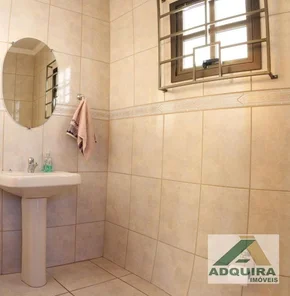Sobrado à Venda 3 Quartos, 3 Suites, 2 Vagas, 495m², Estrela