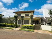 <strong>Sobrado à venda 3 Quartos, 3 Suites, 2 Vagas, 495M², Estrela</strong>