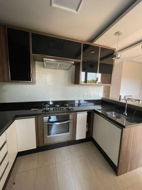 Sobrado Semimobiliado Para Venda Com 3 Quartos, Sendo 1 Suíte, 2 Vagas, 156 M², 