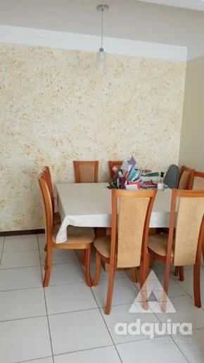 Casa à Venda 3 Quartos, 1 Suite, 2 Vagas, 125m², Oficinas