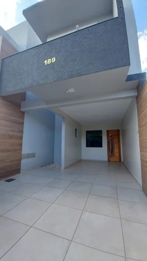 <strong>Casa à venda 3 Quartos, 1 Suite, 2 Vagas, 98.5M², Oficinas, </strong>