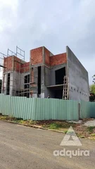 <strong>Casa à venda 2 Quartos, 2 Suites, 1 Vaga, 101M², Uvaranas, P</strong>