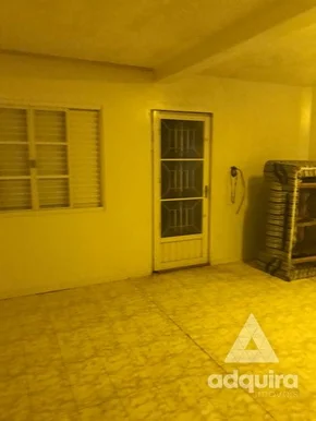 Casa à Venda 327m², Uvaranas, Ponta Grossa - Pr