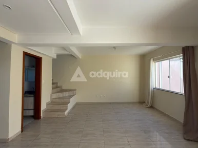 Sobrado Com 3 Quartos Na Colônia Dona Luíza - Ponta Grossa