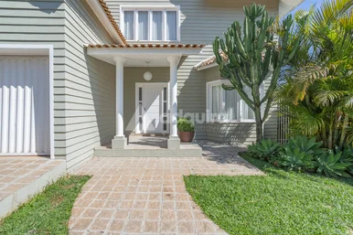Casa à Venda 4 Quartos, 2 Suites, 2 Vagas, 525m², Estrela