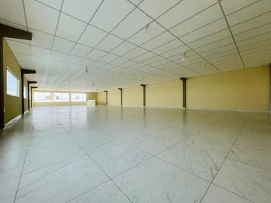 Barracão Comercial Disponível Na Boa Vista! - Piso Superior