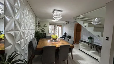 Sobrado Para Venda, Contendo 3 Quartos (sendo 01 Suíte Com Closet E Sacada)