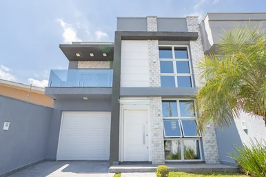 <strong>Lindo Sobrado Decorado à venda - 232 m²  de construção - 3 q</strong>
