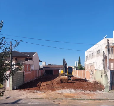 <strong>Terreno à venda, Centro, Ponta Grossa, PR</strong>