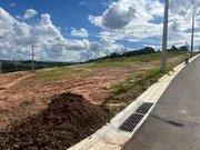 <strong>Terreno à venda, Jardim Carvalho, Condomínio Jardim Alpha, P</strong>