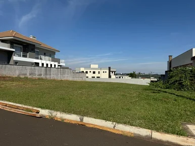 <strong>Terreno à venda, Estrela, Ponta Grossa, PR</strong>