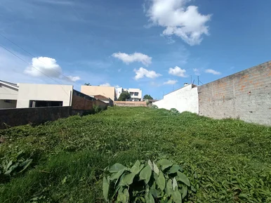 Terreno à Venda, Uvaranas, Ponta Grossa, Pr