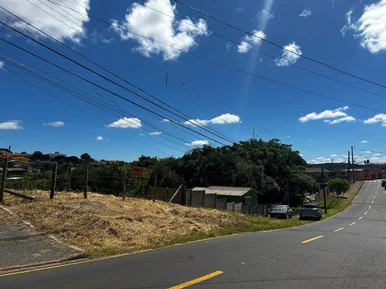 <strong>Terreno à venda, com 528m² (16m x 33m), Jardim Carvalho. Pon</strong>