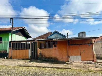 <strong>Terreno à venda, Uvaranas, Próximo aos Hiper Mercados, Ponta</strong>